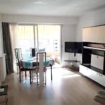 Apartment Golfe-juan A 150 M De La Et Pres De Cannes , Centre Et Gare