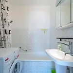 Apartment Golfe-juan A 150 M De La Et Pres De Cannes , Centre Et Gare *